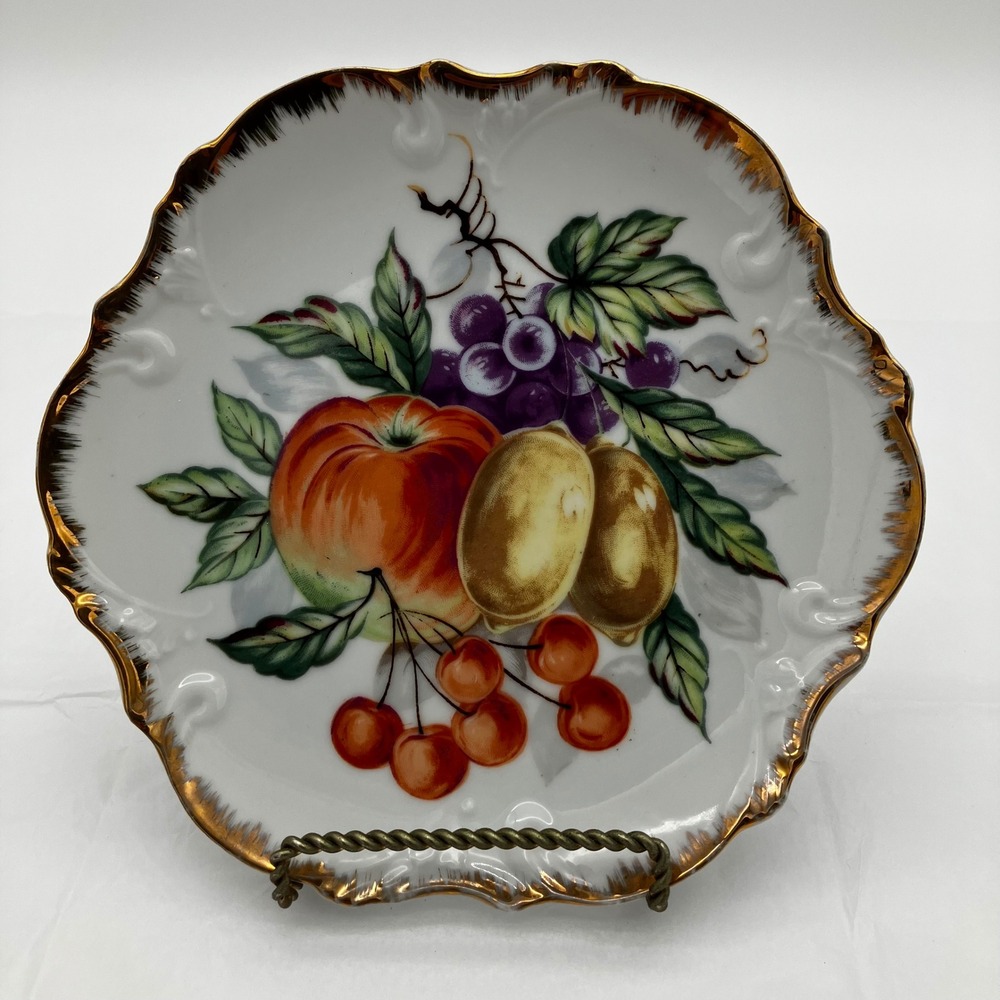Vintage Decorative Wall Plate 7.75in White Fruit Motif Gold Gilt Scalloped Edge